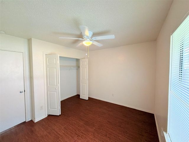 1215 Ridgemont ST, Round Rock, TX 78664