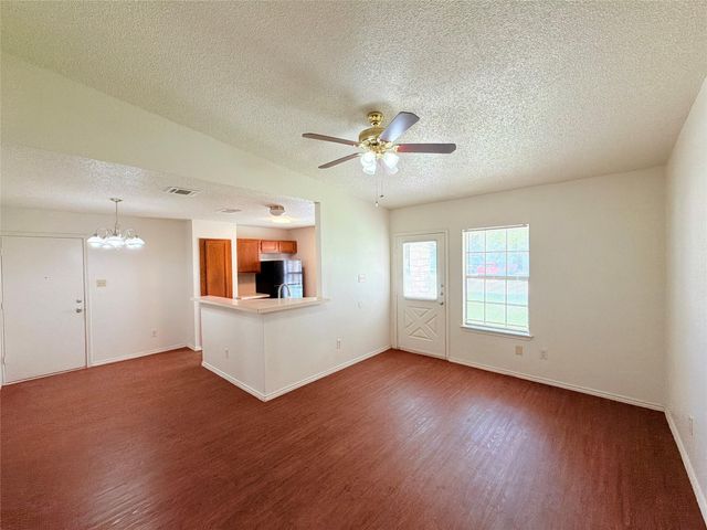 1215 Ridgemont ST, Round Rock, TX 78664