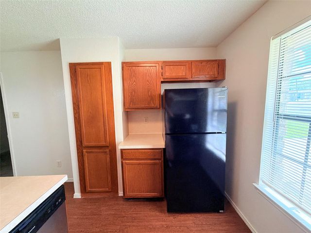 1215 Ridgemont ST, Round Rock, TX 78664