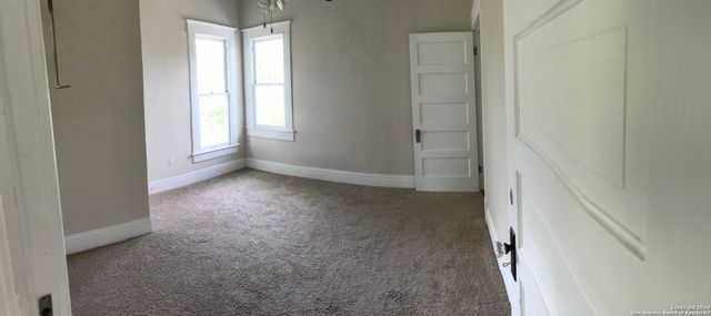 423 W Craig Pl Apt 2, San Antonio, TX 78212