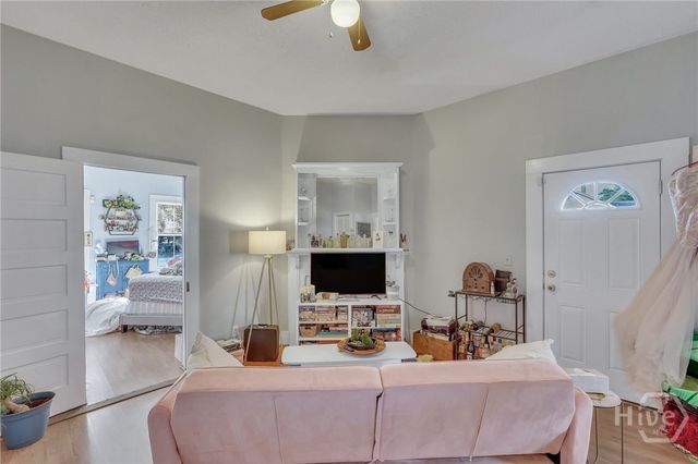 218 W Anderson Street Lower, Savannah, GA 31401