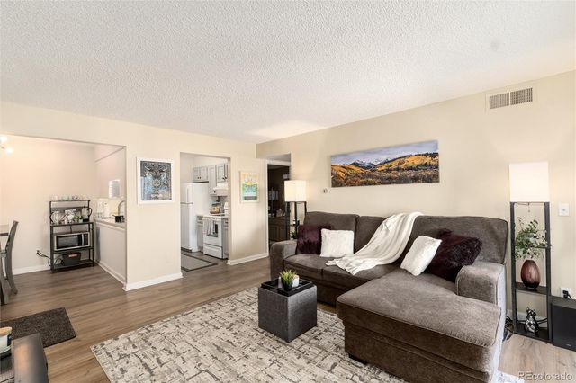 7665 E Eastman Avenue 107B, Denver, CO 80231