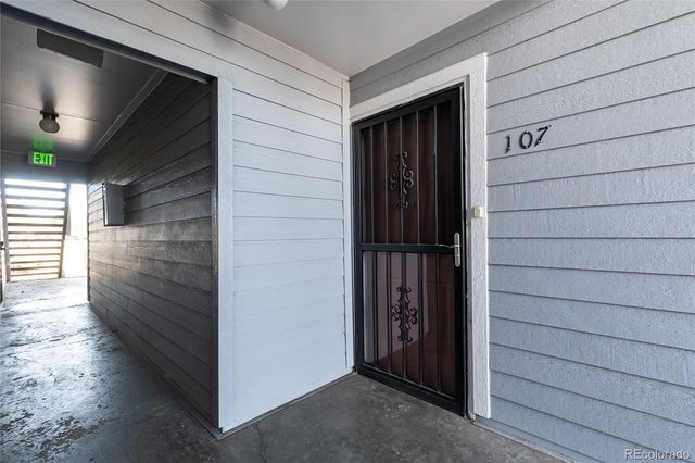 7665 E Eastman Avenue 107B, Denver, CO 80231