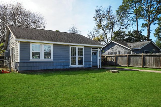 1015 Prune Street, La Marque, TX 77568