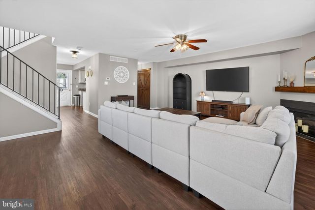 137 PENDRAGON WAY, Mantua, NJ 08051