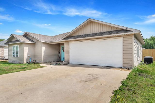 104 Stacy Drive, Paragould, AR 72450