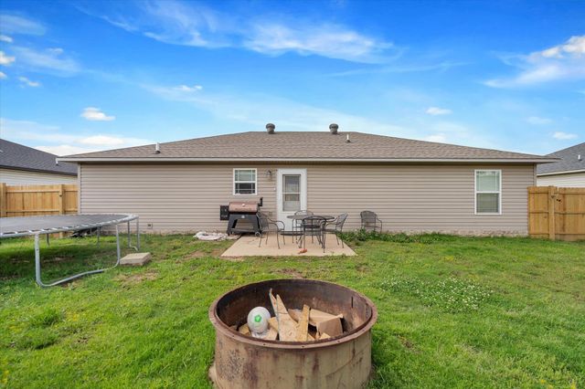 104 Stacy Drive, Paragould, AR 72450