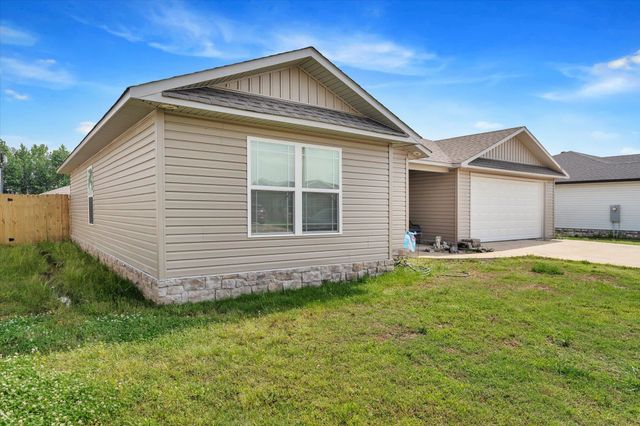 104 Stacy Drive, Paragould, AR 72450