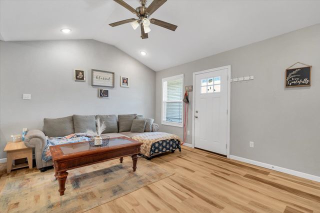 104 Stacy Drive, Paragould, AR 72450