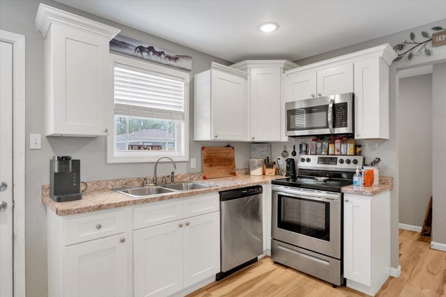 104 Stacy Drive, Paragould, AR 72450