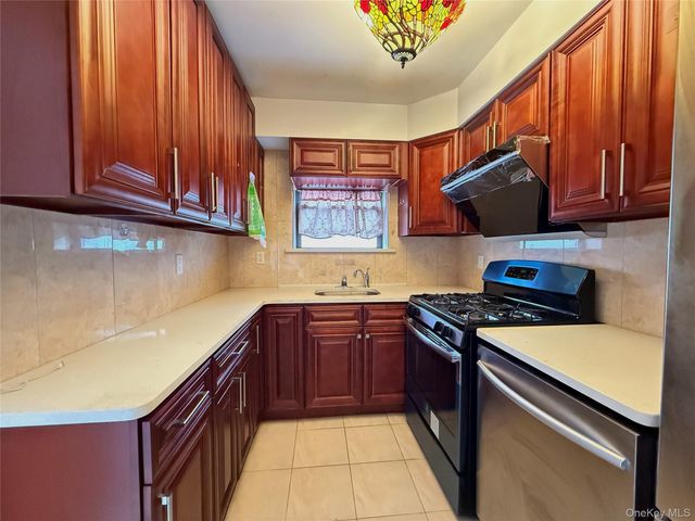 135-23 Jewel Avenue A, Kew Garden Hills, NY 11367
