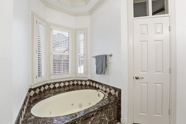 5902 Spring Lodge Drive, Kingwood, TX 77345