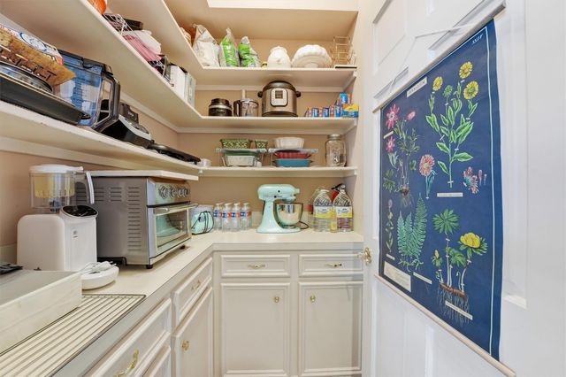 5902 Spring Lodge Drive, Kingwood, TX 77345