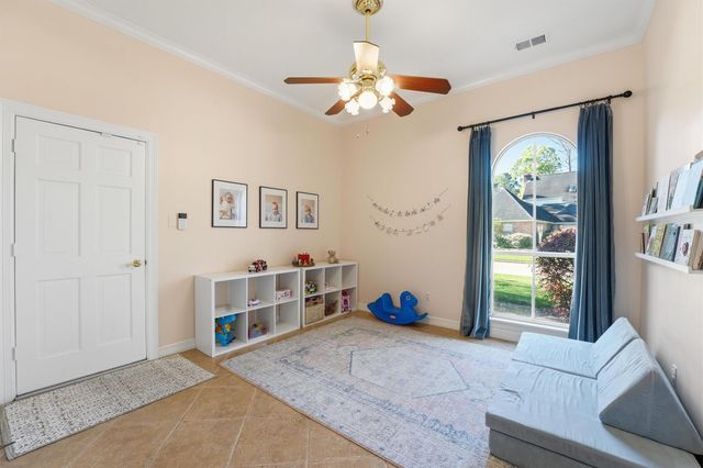 5902 Spring Lodge Drive, Kingwood, TX 77345