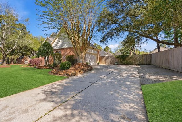 5902 Spring Lodge Drive, Kingwood, TX 77345