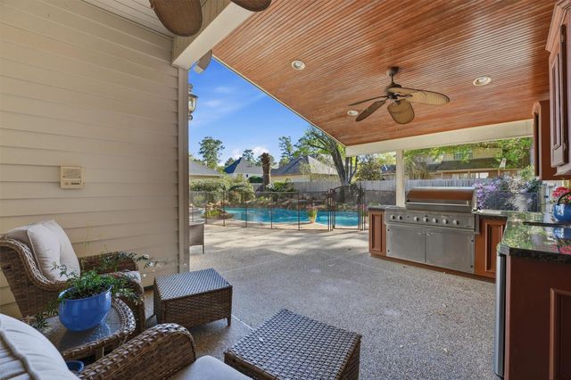 5902 Spring Lodge Drive, Kingwood, TX 77345