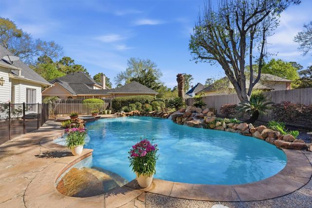 5902 Spring Lodge Drive, Kingwood, TX 77345