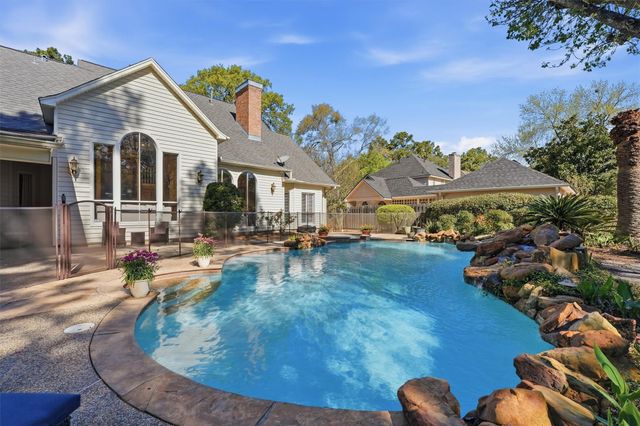 5902 Spring Lodge Drive, Kingwood, TX 77345