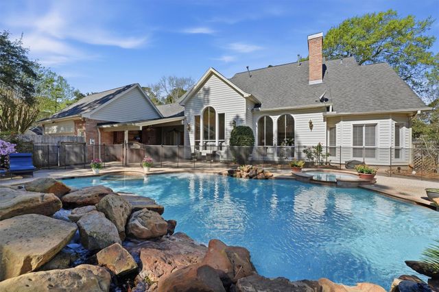 5902 Spring Lodge Drive, Kingwood, TX 77345