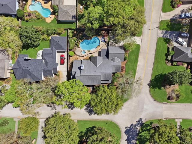 5902 Spring Lodge Drive, Kingwood, TX 77345