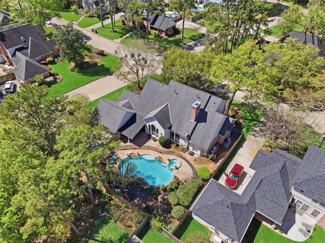 5902 Spring Lodge Drive, Kingwood, TX 77345