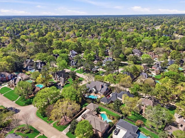 5902 Spring Lodge Drive, Kingwood, TX 77345