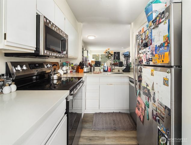 3056 60th Avenue SW, Seattle, WA 98116