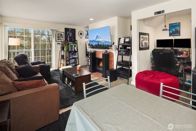3056 60th Avenue SW, Seattle, WA 98116