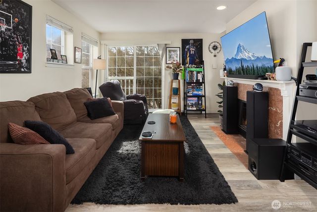 3056 60th Avenue SW, Seattle, WA 98116