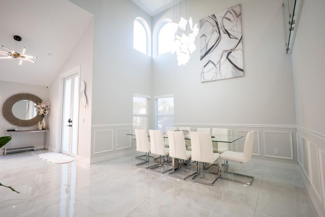 10438 BUENA VENTURA Drive, Boca Raton, FL 33498