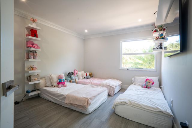 10438 BUENA VENTURA Drive, Boca Raton, FL 33498