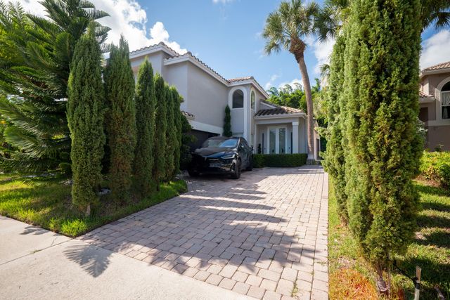 10438 BUENA VENTURA Drive, Boca Raton, FL 33498