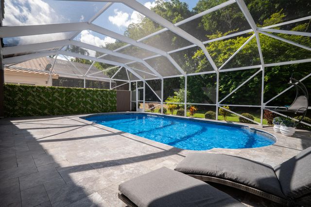 10438 BUENA VENTURA Drive, Boca Raton, FL 33498