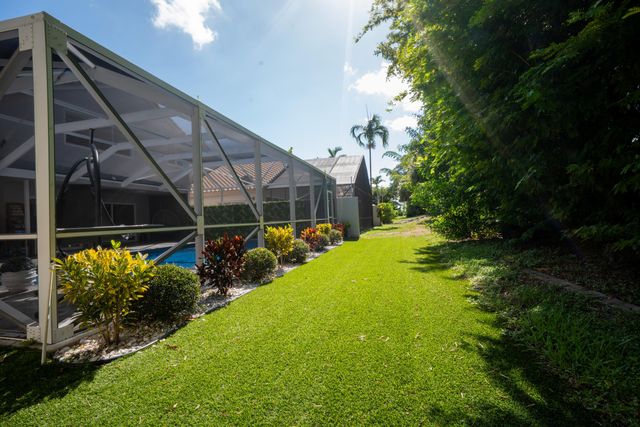 10438 BUENA VENTURA Drive, Boca Raton, FL 33498