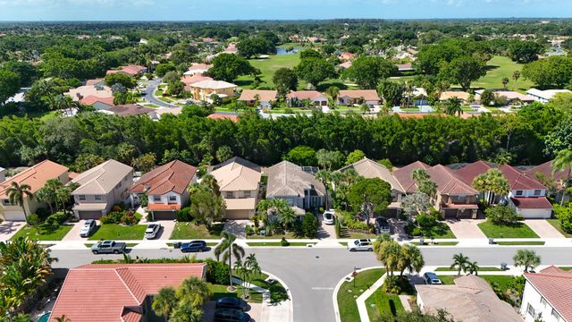 10438 BUENA VENTURA Drive, Boca Raton, FL 33498
