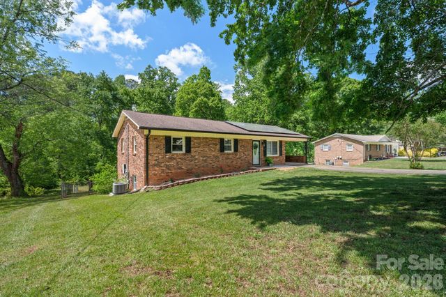 2060 Barringer Circle, Newton, NC 28658