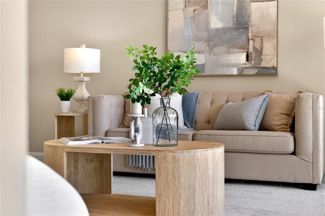 5950 PELICAN BAY PLAZA S 2E, Gulfport, FL 33707