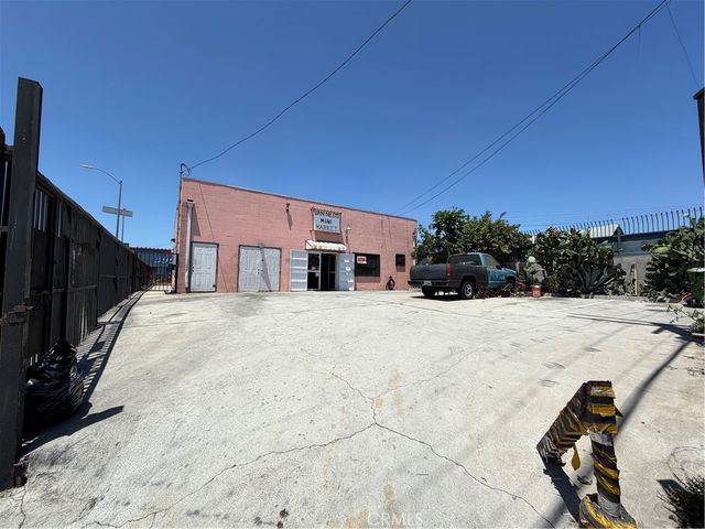 6130 S Van Ness, Los Angeles, CA 90047