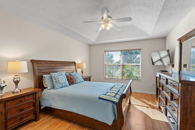 913 Oak Arbor Cir, St Augustine, FL 32084