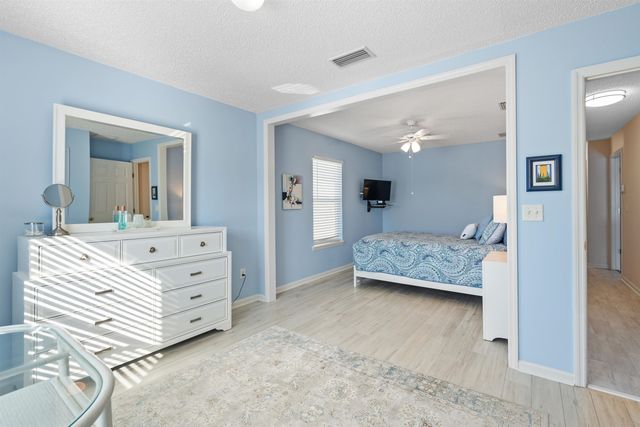 913 Oak Arbor Cir, St Augustine, FL 32084
