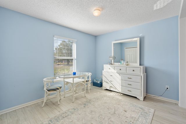 913 Oak Arbor Cir, St Augustine, FL 32084
