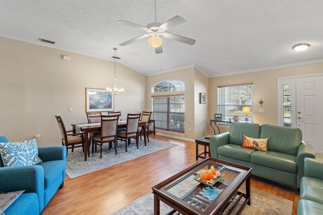 913 Oak Arbor Cir, St Augustine, FL 32084