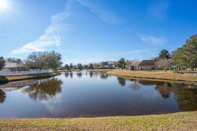 913 Oak Arbor Cir, St Augustine, FL 32084