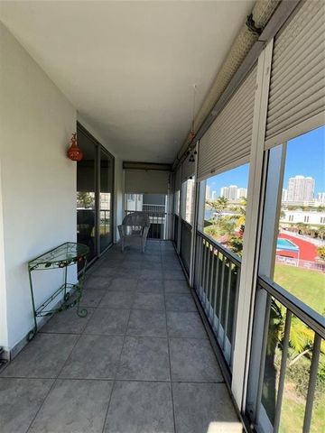 2859 Leonard Drive G414, Aventura, FL 33160