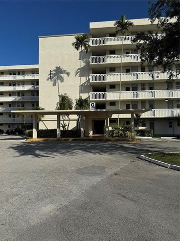 2859 Leonard Drive G414, Aventura, FL 33160