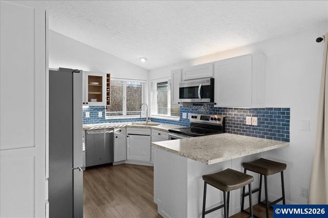 1660 Sieburg St NE, Keizer, OR 97303