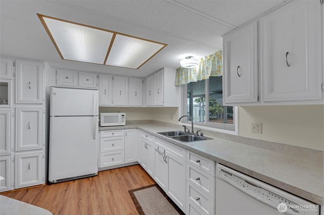 47 Juniper Mobile Estates, Sequim, WA 98382