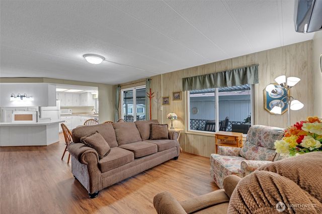 47 Juniper Mobile Estates, Sequim, WA 98382