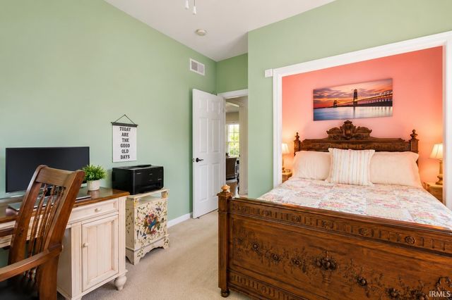 6641 Dockside Drive, South Bend, IN 46628