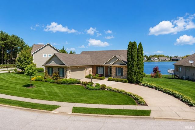 6641 Dockside Drive, South Bend, IN 46628